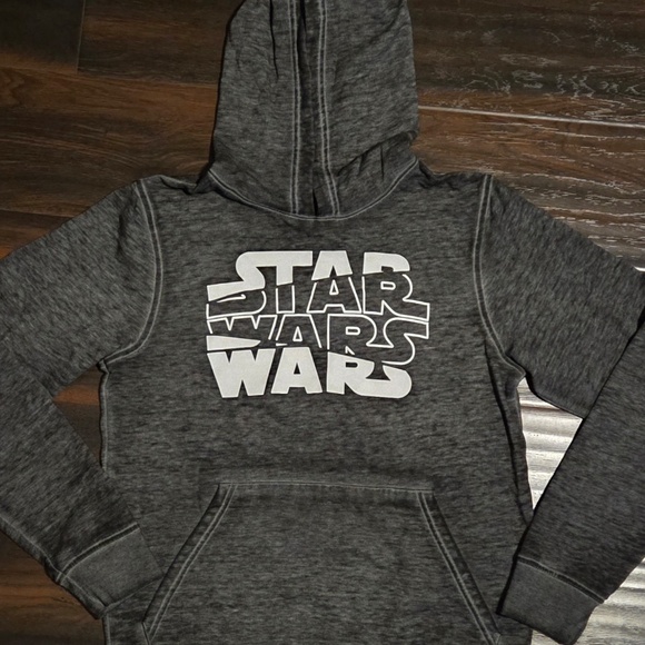 Star Wars Burn-out Hoodie printed with the "Star Wars" logo in size (XL 18/20) - Picture 5 of 5